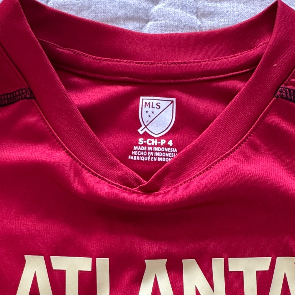 Kids Red Jersey - Picture 3 of 5
